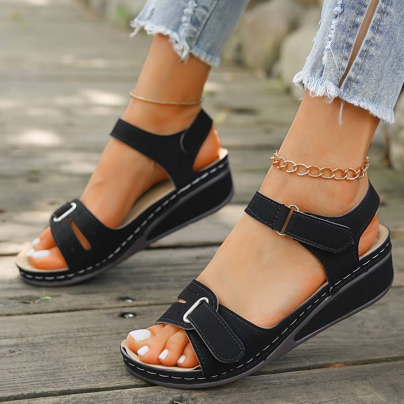 Alfreda Orthopedic Sandal | Ponty
