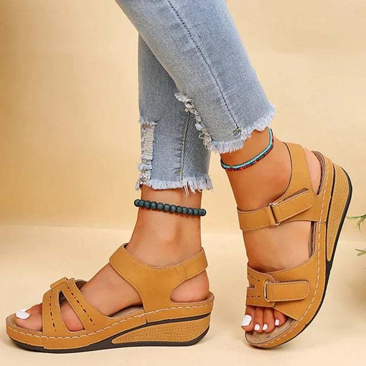 Alfreda Orthopedic Sandal | Ponty