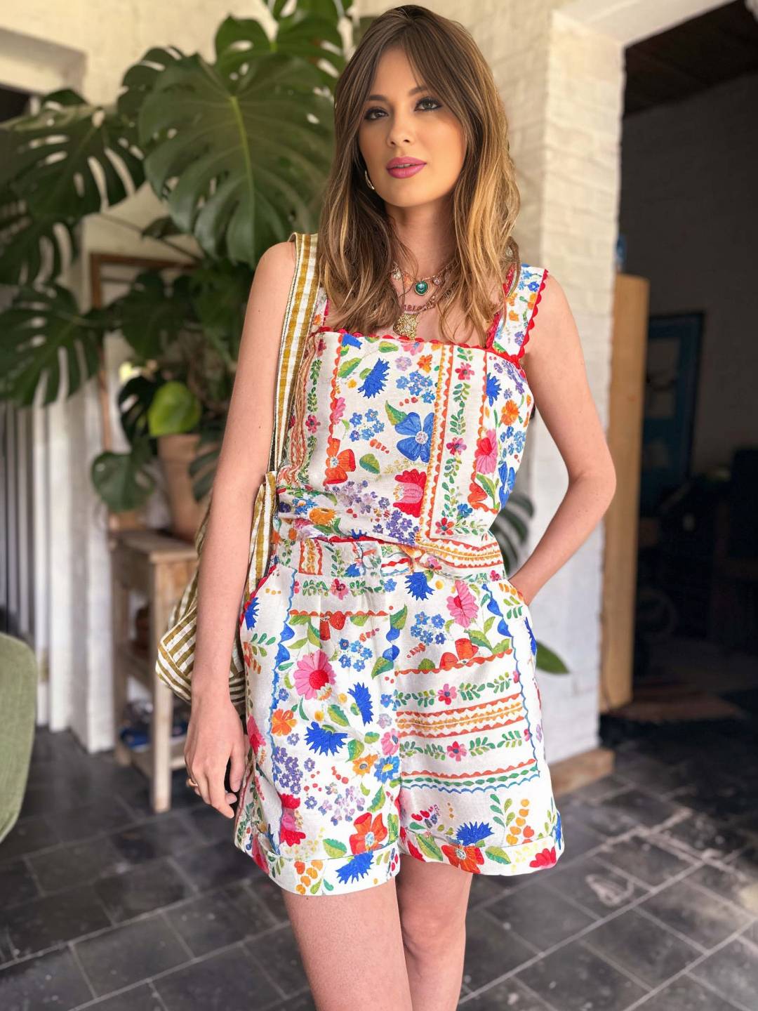 ensemble deux pièces vintage imprimé pour vacances femme haut bretelle sans manches et avec poches short style vacances